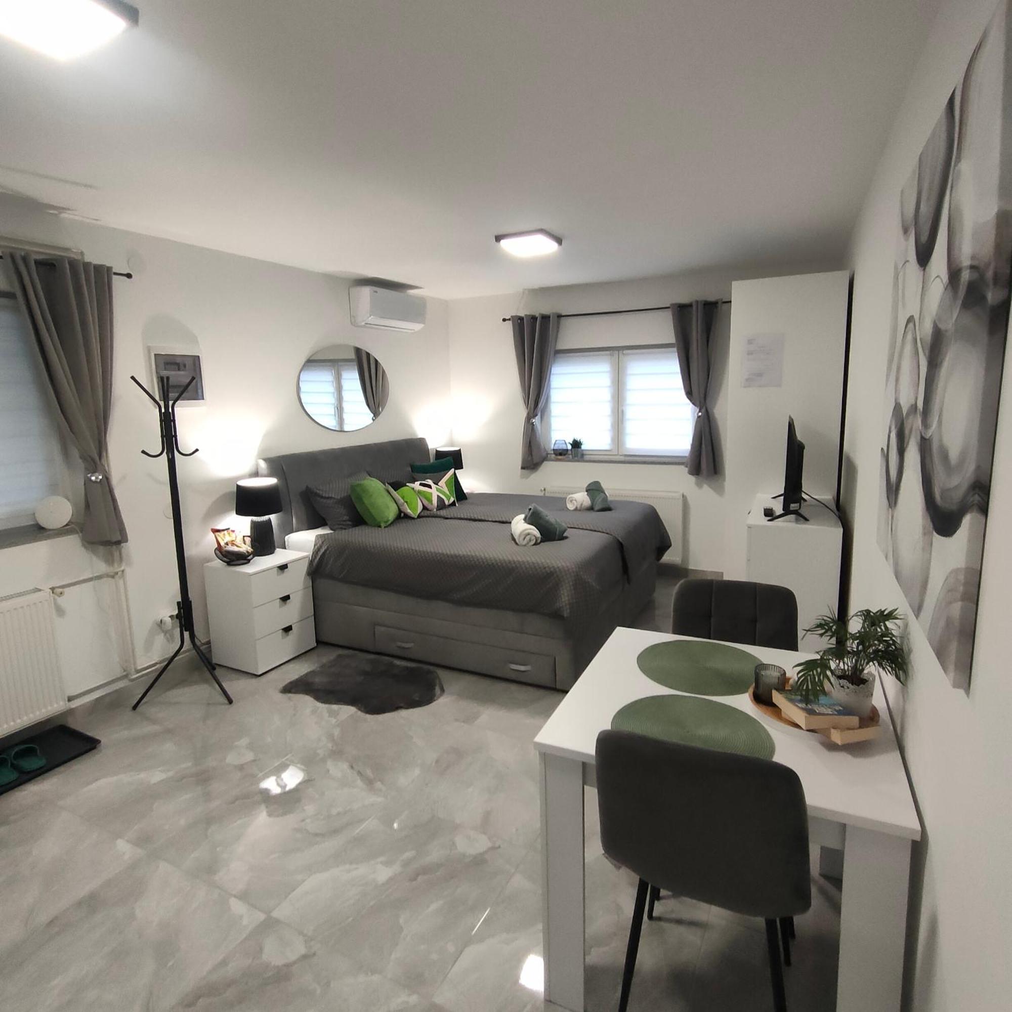 ביילובאר Apartmani Sun & Moon מראה חיצוני תמונה